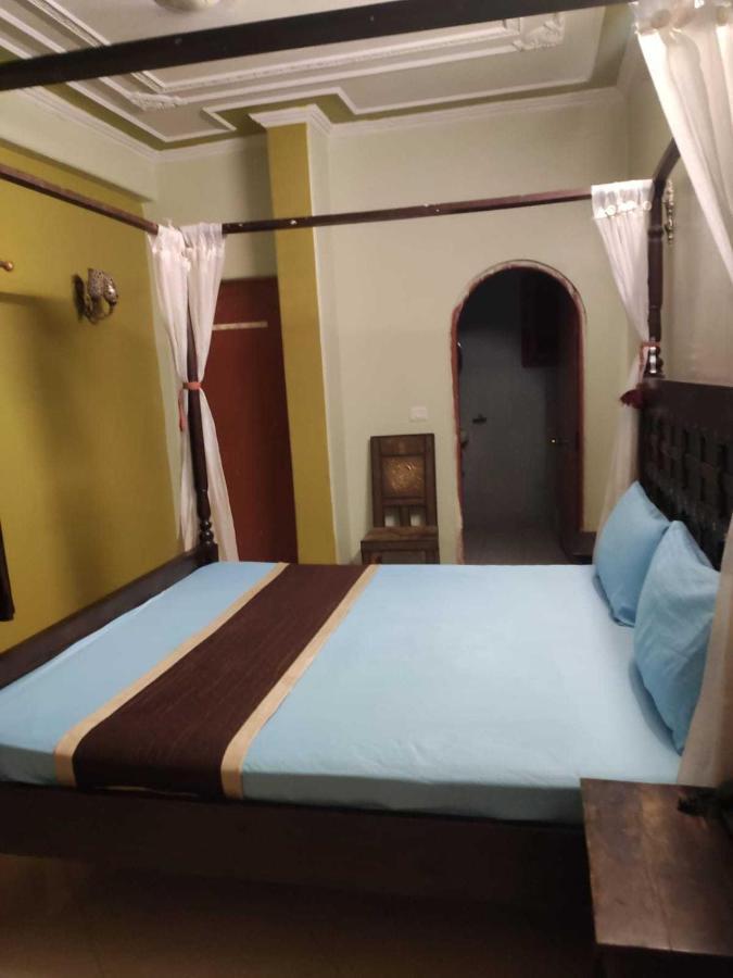 Oyo Hotel Sunshine Palace Dźajpur Zewnętrze zdjęcie